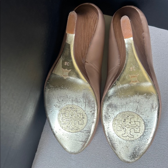Tory Burch Nude Peep-Toe Heels - Picture 4 of 4